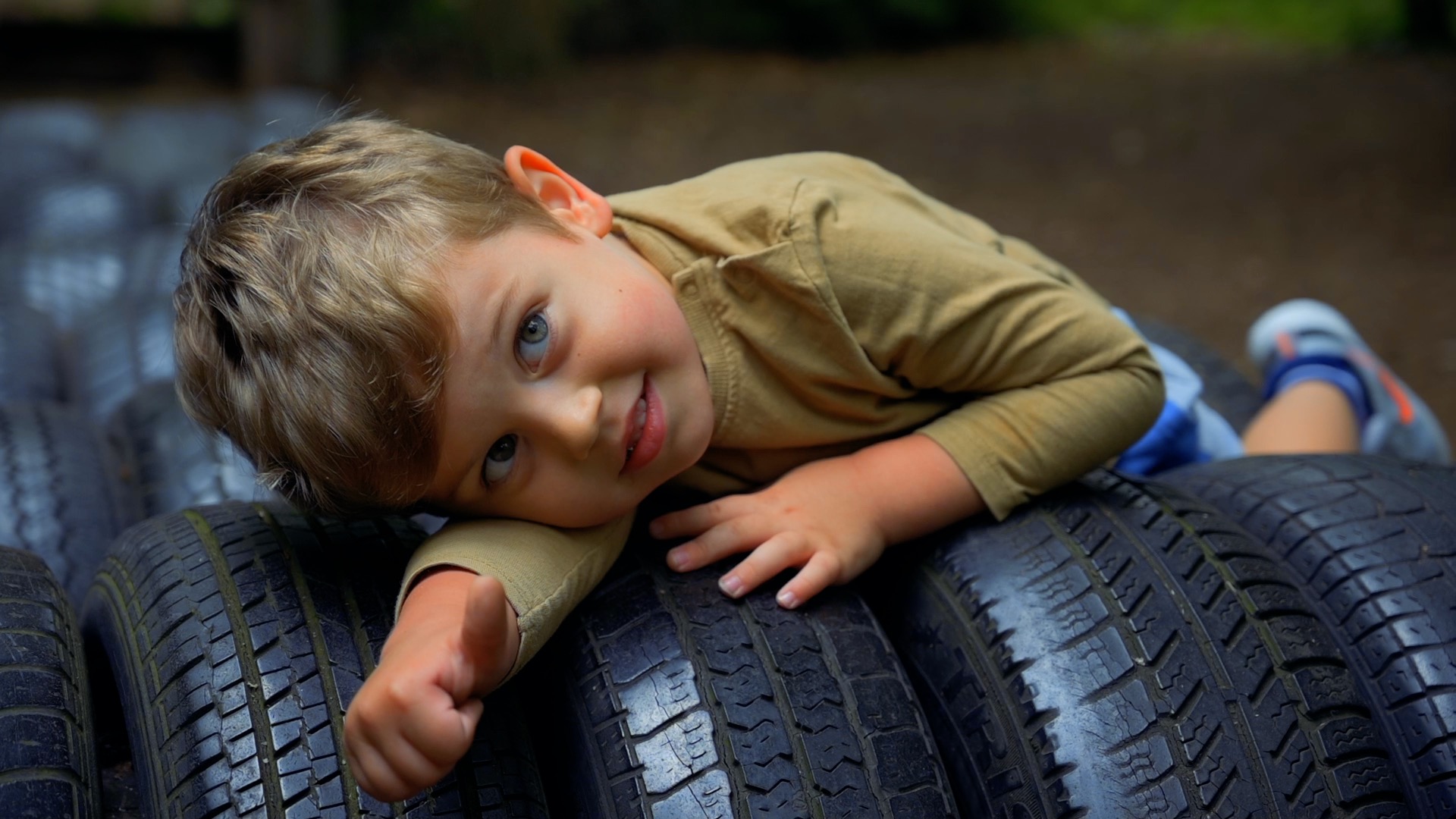 An Introductory Film for Arborescence Montessori